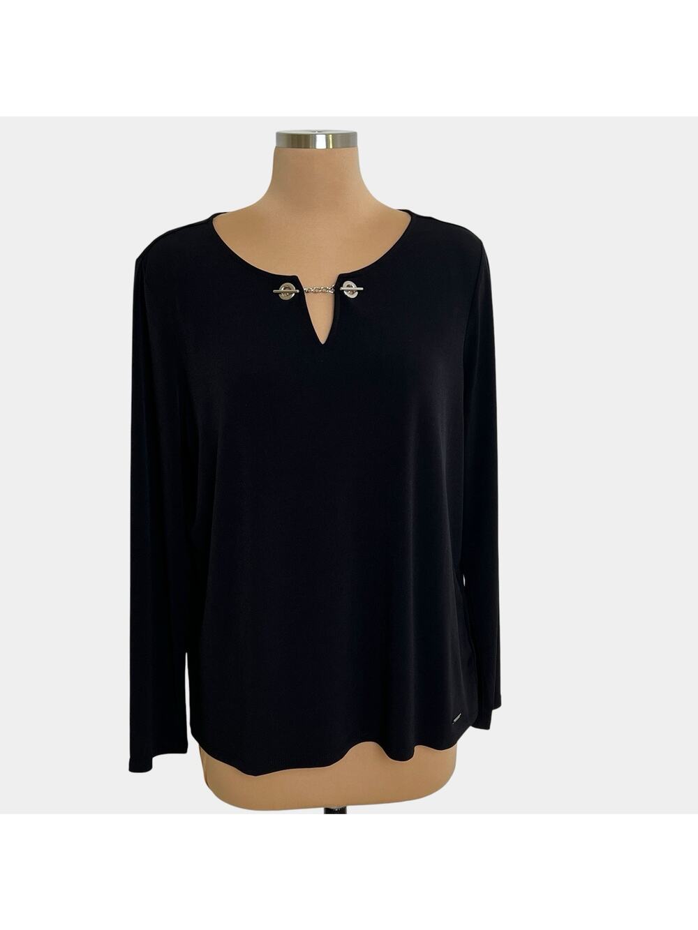 Tahari Black Top Keyhole Chain Accent Blouse Size XL Stretch Knit Fluid Drape